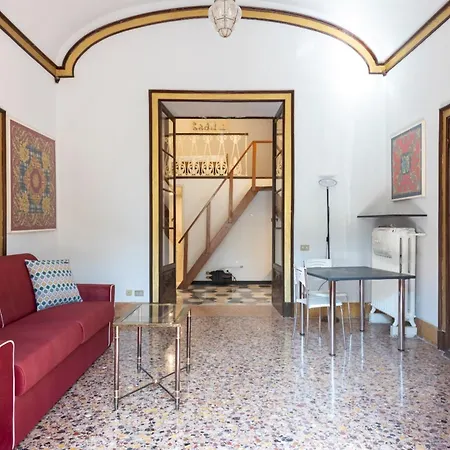 Charming Apartment - Historic Center - Happy Rentals
