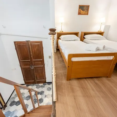 Charming Apartment - Historic Center - Happy Rentals Apartment